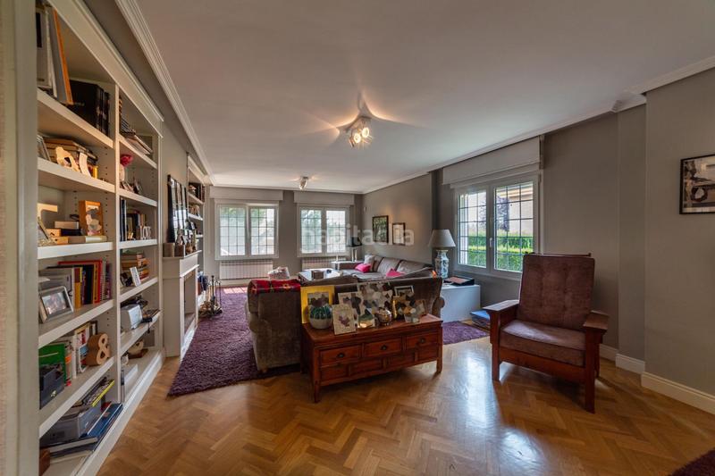 Foto bb7b6941-993b-43a9-ba7d-d875ead11d37. Maison jumelée avec chauffage piscine dans Simancas