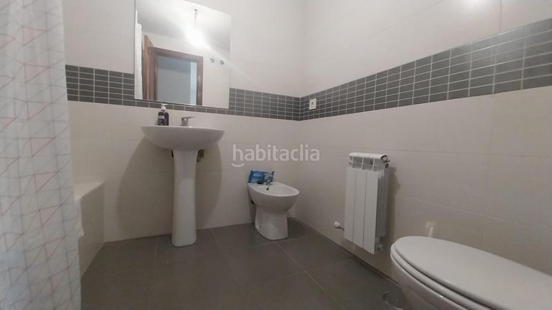 Foto 489ddb77-2a47-4626-a609-a96ae3e01c47. Piso en calle reja 10 amplio y luminoso piso seminuevo en pajarillos, en Valladolid