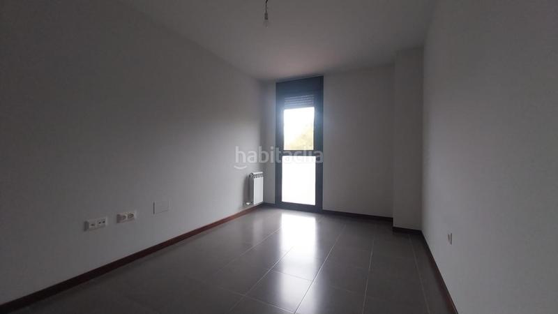 Foto 710d3853-b415-4b8f-aabe-093df00a0f4c. Piso en calle reja 10 amplio y luminoso piso seminuevo en pajarillos, en Valladolid