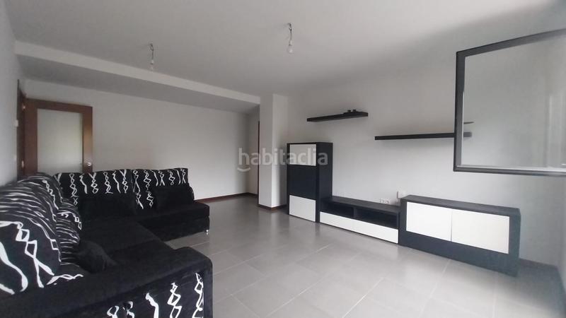 Foto da4a925c-363d-4756-b388-1fe30047a69d. Piso en calle reja 10 amplio y luminoso piso seminuevo en pajarillos, en Valladolid