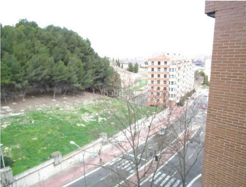Foto b2a62175-f99d-4d7b-a073-2dc9fbe9f72c. Lloguer pis amb calefacció aparcament piscina a Parquesol Valladolid