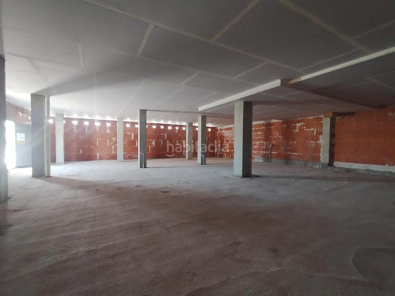 Foto 414476cd-fd56-4d77-8f24-6a175aeba286. Miete geschäftsraum in Las Villas - Valparaiso - El Peral Valladolid