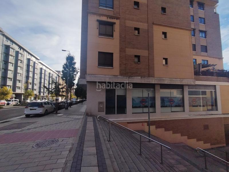 Foto ebc7dfee-136a-4300-bfc8-d90cdec69c42. Geschäftsraum in Parquesol Valladolid