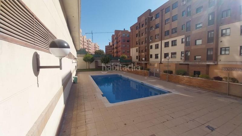 Foto 1783aa70-cbe2-4074-8406-0b63b733bf13. Appartement dans calle manuel azaña 52 dans Parquesol Valladolid