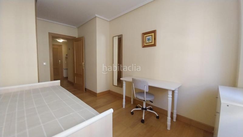Foto 5268f5fd-db2e-40c1-bd34-8bc8247dcfd4. Appartement dans calle manuel azaña 52 dans Parquesol Valladolid