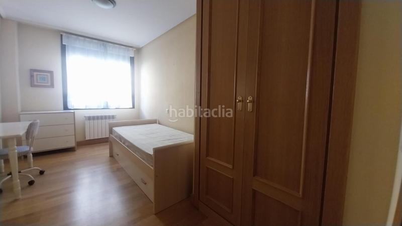 Foto 8f8322e0-0a4d-4a22-9ba6-113f45eff5ec. Appartement dans calle manuel azaña 52 dans Parquesol Valladolid