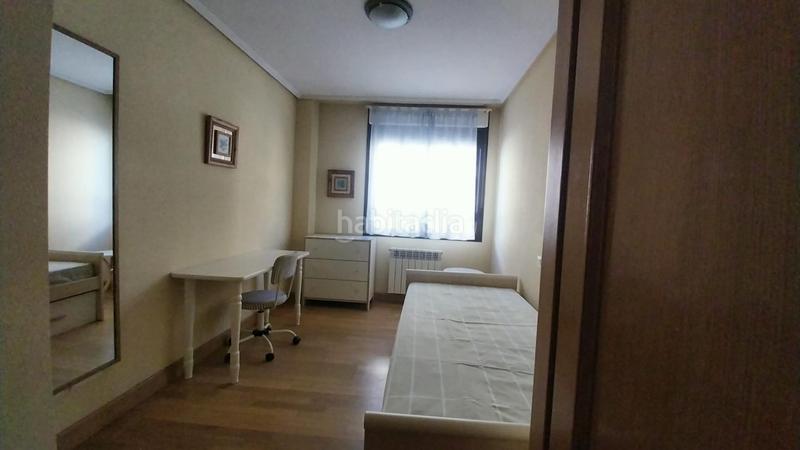 Foto e10ed30c-e6b8-4aed-a2a9-5a8336179bba. Appartement dans calle manuel azaña 52 dans Parquesol Valladolid