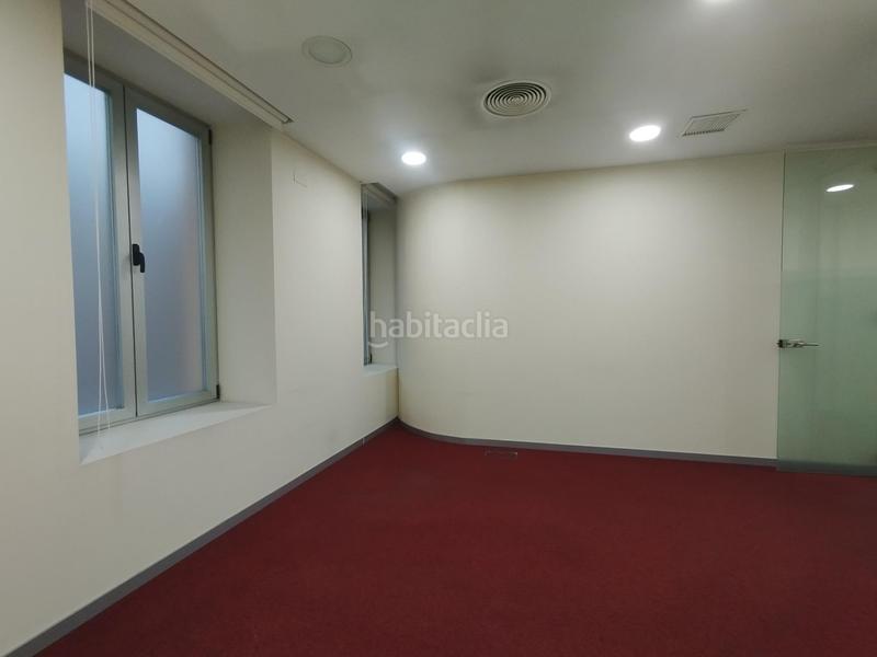 Foto 52637c83-80df-46e3-8498-c720eec5ff88. Rent business premise in Centro Valladolid