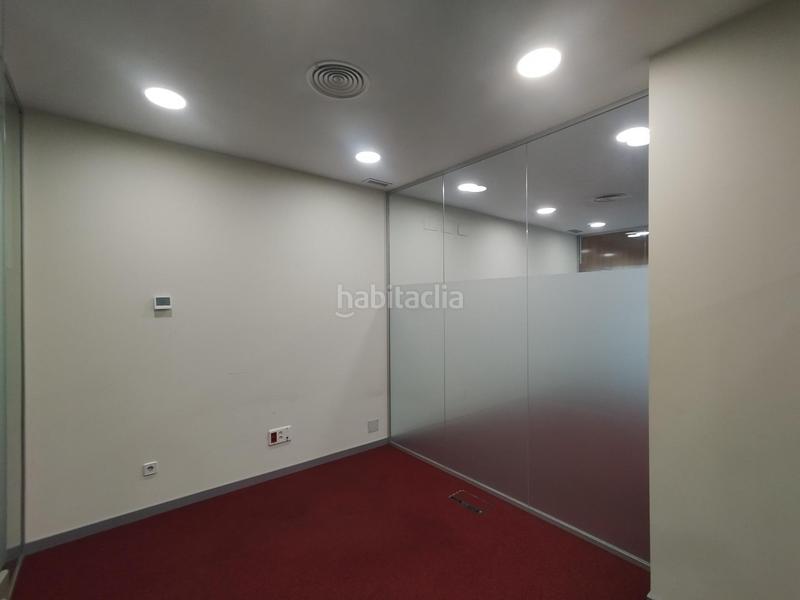 Foto 80367622-c2a8-43a5-93a3-ef1d18cc68de. Rent business premise in Centro Valladolid