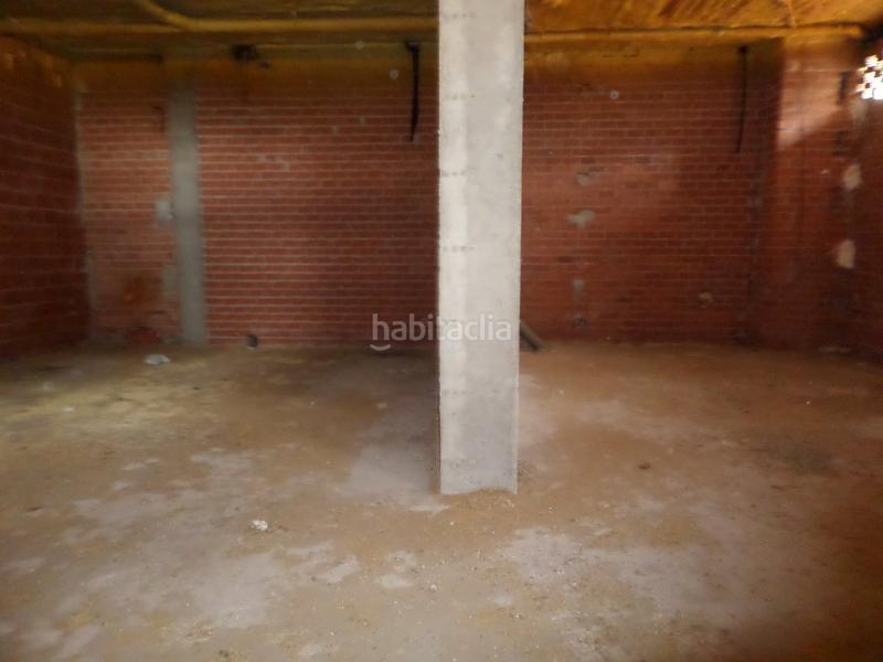 Foto 00caca00-611e-42e5-98d2-83f0b617159f. Local comercial en calle juan garcia hortelano 26 magnifico local en esquina Parquesol en Valladolid