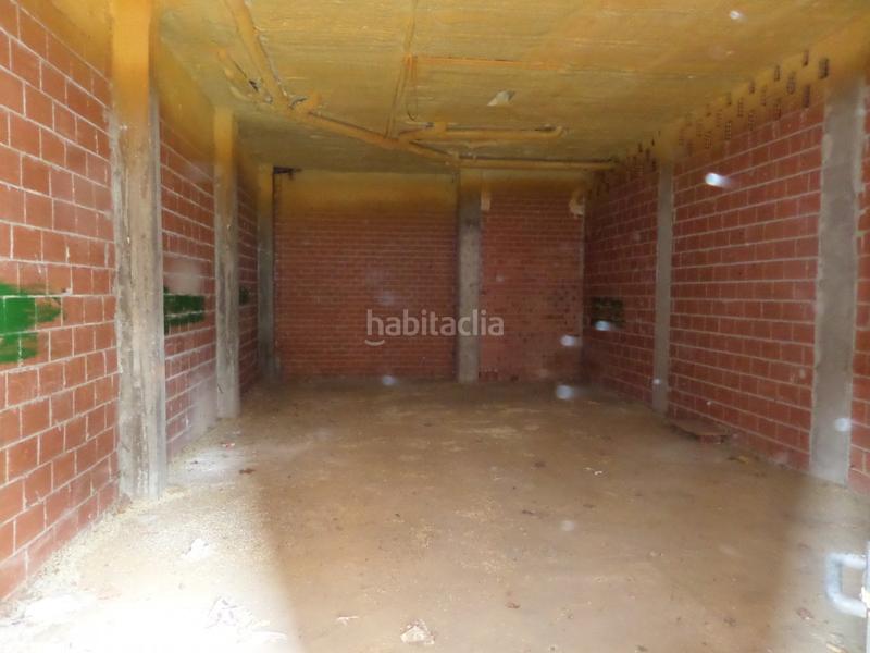 Foto 03b9f143-0d64-41af-b994-c59fd1cfa7cb. Local comercial en calle juan garcia hortelano 26 magnifico local en esquina Parquesol en Valladolid