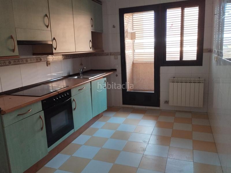 Foto 0b95ce0a-2e78-469a-9cf9-1a6469afbc5f. Appartement dans calle enrique cubero 162 dans Parquesol Valladolid