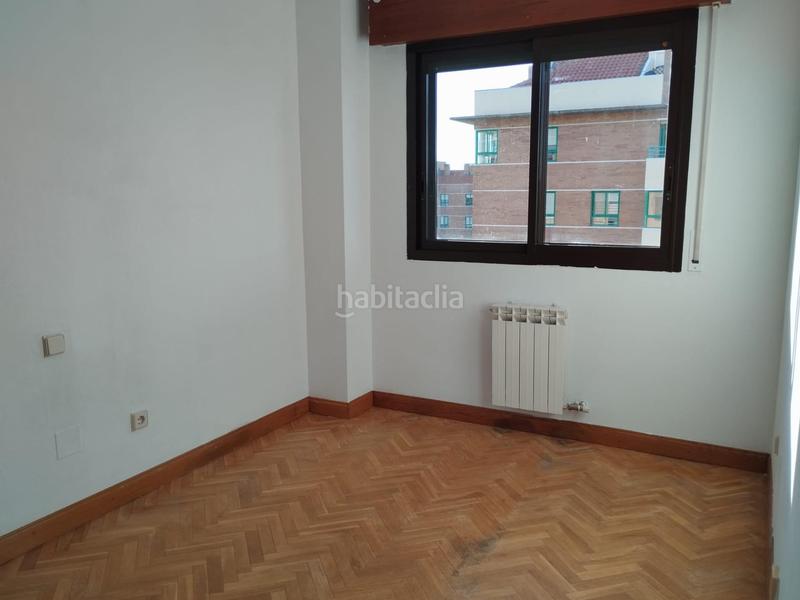 Foto 4a3d0ceb-acbc-4703-9ea2-2db015c265c8. Appartement dans calle enrique cubero 162 dans Parquesol Valladolid