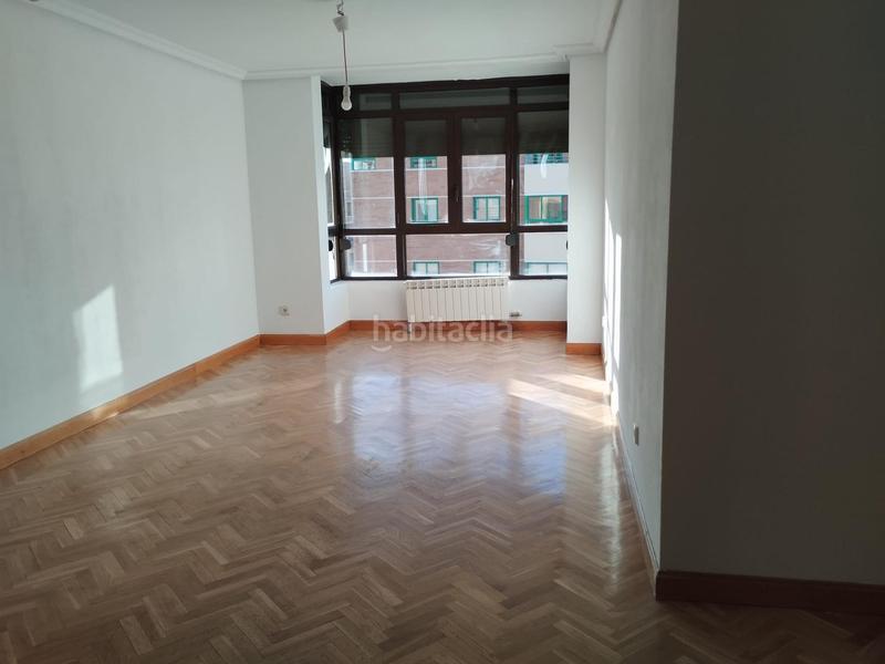 Foto 6c4b23b4-6dba-4de7-b065-09adf527c8dc. Appartement dans calle enrique cubero 162 dans Parquesol Valladolid