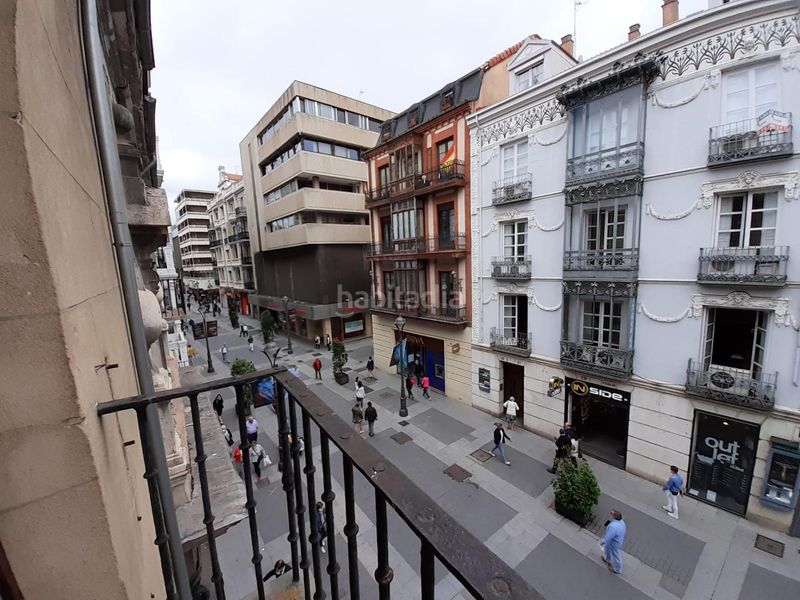 Foto 740b2d02-a49a-4705-8a97-423a0502a1c8. Dúplex amb calefacció a Centro Valladolid