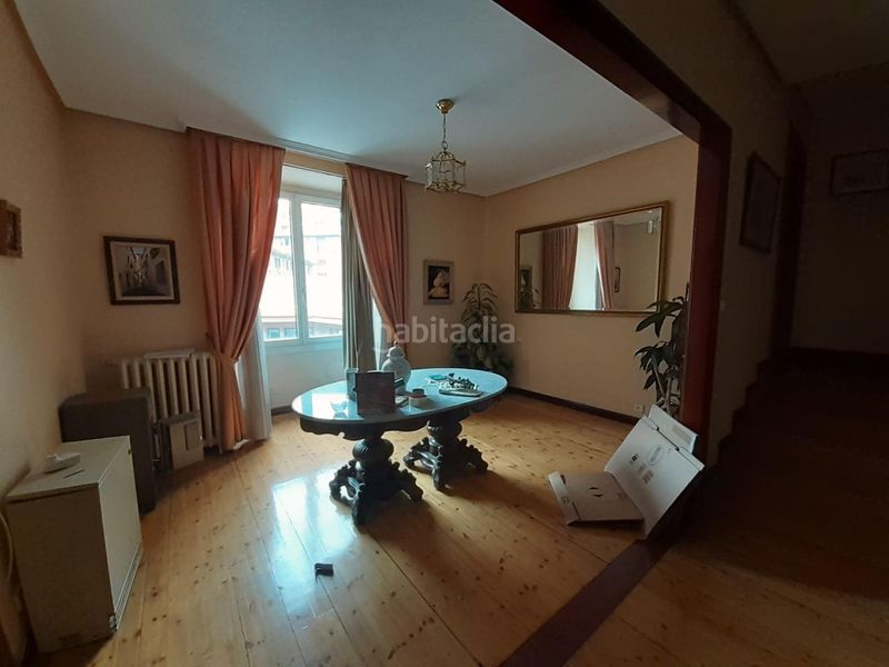 Foto 76b83544-073e-40e6-a52d-89d1fb691254. Dúplex amb calefacció a Centro Valladolid