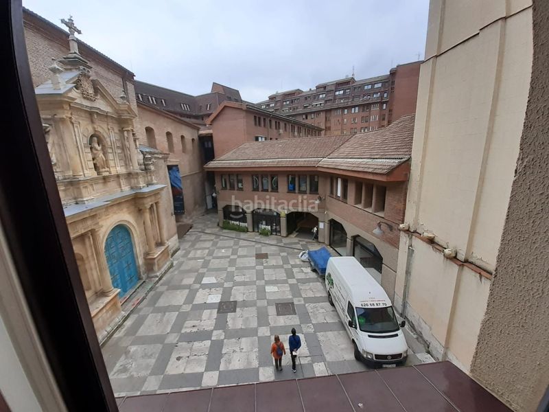 Foto cd8f54d0-7d22-4758-bba1-f46eb821204e. Dúplex amb calefacció a Centro Valladolid