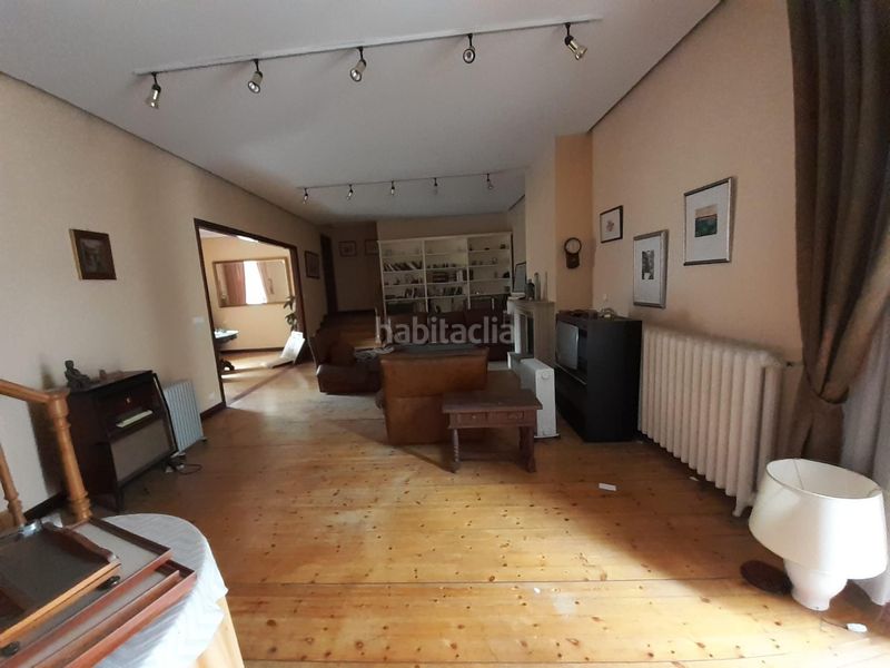 Foto fe2c50fb-7524-49a3-988e-bf8cd7001f19. Dúplex amb calefacció a Centro Valladolid