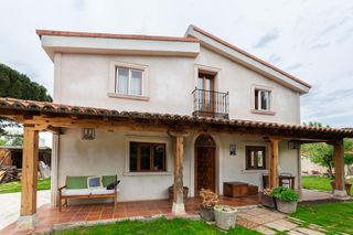 Chalet in Calle laurel 4. Chalet en venta en el pinar