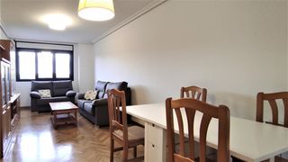Miete Etagenwohnung  Calle vega sicilia. Piso alquiler 2d con garaje y trastero covaresa