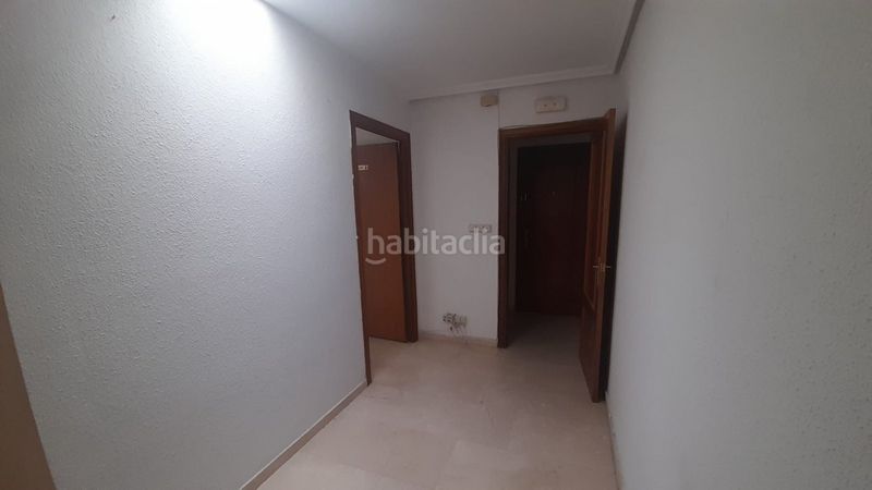 Foto b3d1c665-db94-4f59-a962-96ff29c8305d. Oficina en calle ferrocarril 14 oficina en venta en pasaje de la marquesina en Valladolid