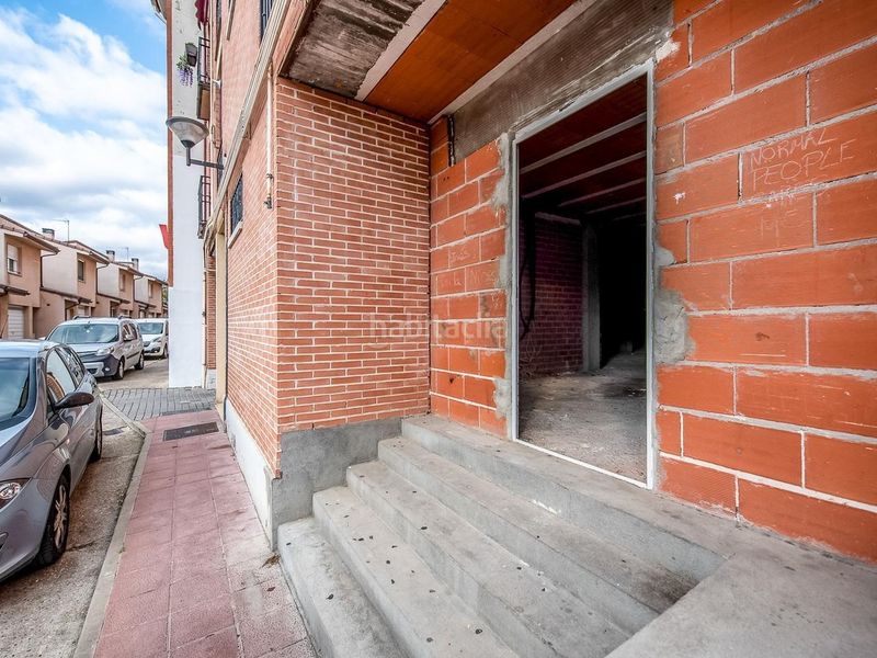 Foto 4d3887e3-b585-47c6-b256-33cc1a9875f3. Local comercial a Tudela de Duero