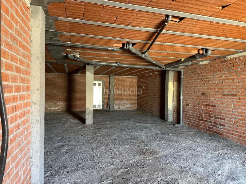 Foto 72f5e41a-7c9d-4098-ad38-0bd1e3eff611. Local comercial local en venta en Tudela de Duero