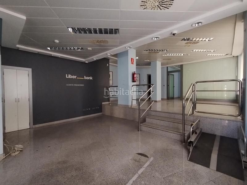 Foto 5505b78c-cac4-459d-a1f1-2a5a36d4169b. Lloguer local comercial a Centro Valladolid