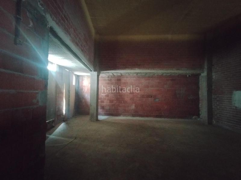 Foto 3eb99fff-b2fe-4d4b-b4c2-25f38291da16. Alquiler local comercial local en bruto plaza trinidad en Valladolid