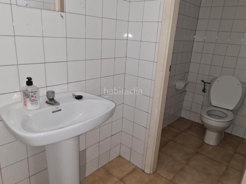 Foto 3a86ae5b-75ec-4e93-baab-308819eb54cf. Lloguer local comercial a Centro Ourense