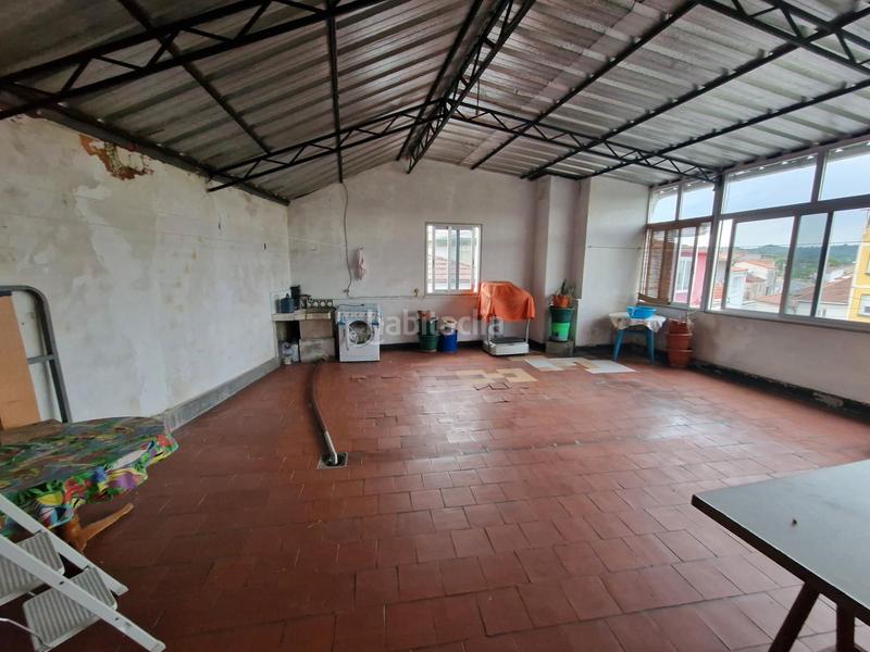 Foto 25d53e99-a153-4c80-a610-a079fd305869. Casa amb calefacció aparcament a Barrocanes Ourense