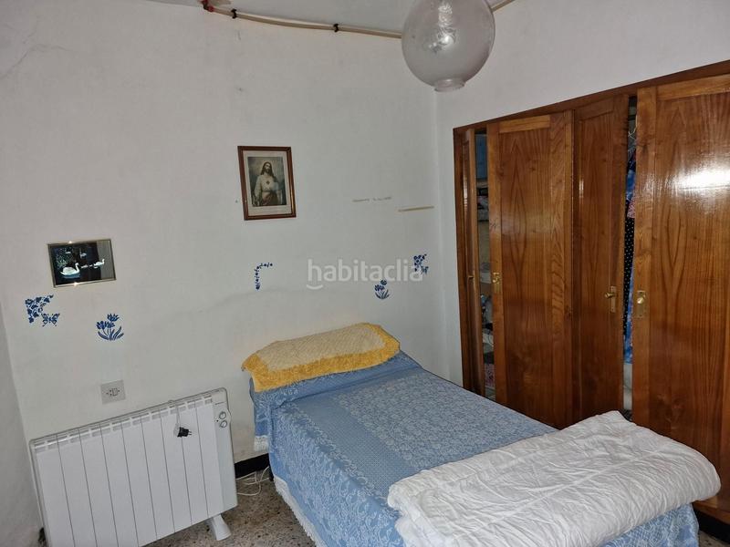 Foto 308acf24-c238-479d-8049-710cab7f3603. House with heating parking in Barrocanes Ourense