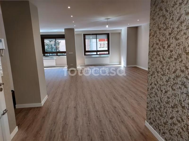 Foto 33814606-58c7-4598-be14-5badd938c5f9. Piso pleno Centro / completamente reformado en Centro Ourense