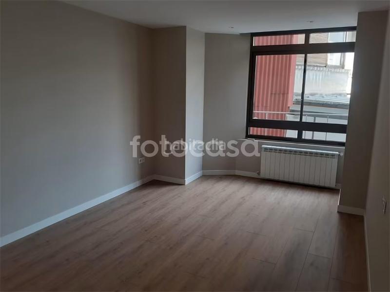Foto 9a7aa9e7-10af-4844-8e2a-bf5b21645dd1. Piso pleno Centro / completamente reformado en Centro Ourense