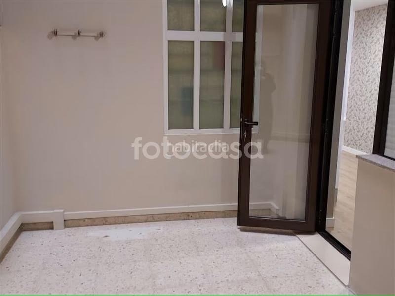 Foto df7168fe-ffff-4654-beb7-0ddc7ee7a6f2. Piso pleno Centro / completamente reformado en Centro Ourense