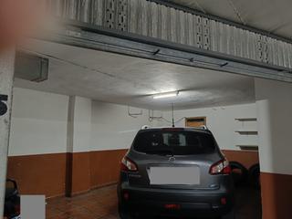 Aparcament cotxe  Avenida de celanova. Valenza ( principio avd. celanova )