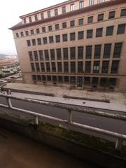 Pis  Rúa do progreso. Centro ( c/progreso ) / para reformar