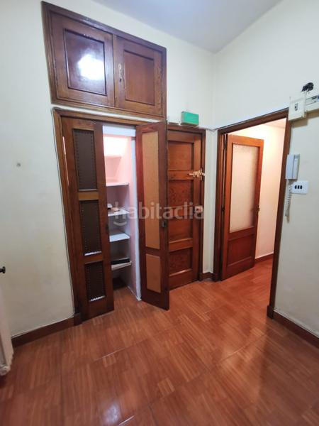 Foto ce5ce23f-68cc-4c1b-8257-83680356e96d. Alquiler piso pleno Centro / valido estudiantes en Ourense