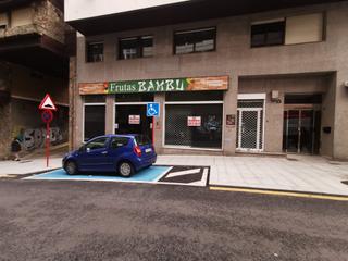Local commercial à Rúa Valle Inclán 111
