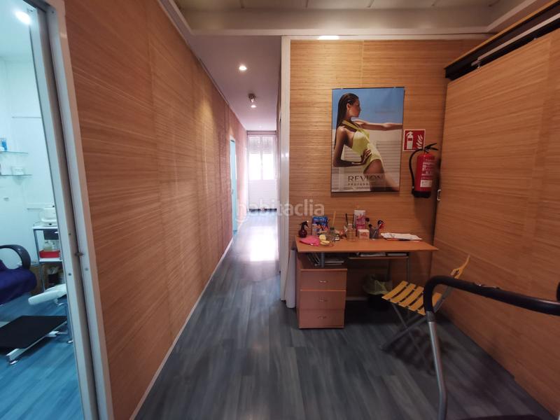 Foto ac2c70b2-db31-40b2-87c0-52d2a889a8a6. Alquiler local comercial pleno Centro ( c/progreso ) en Ourense