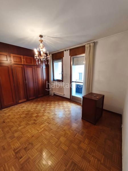 Foto f106fa14-68d5-4db7-b5a5-5df14311a2eb. Appartement avec chauffage parking dans Casco Viejo Ourense