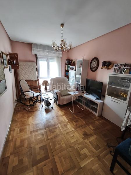 Foto d1b91fb6-f43c-4f8d-a1f6-b05be798df81. Appartamento con riscaldamento parcheggio in Centro Ourense