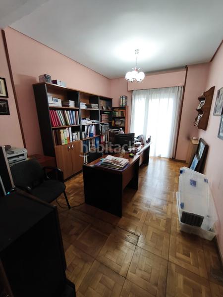 Foto e8401f03-ed60-41b3-b2dc-5177c98d4697. Appartamento con riscaldamento parcheggio in Centro Ourense