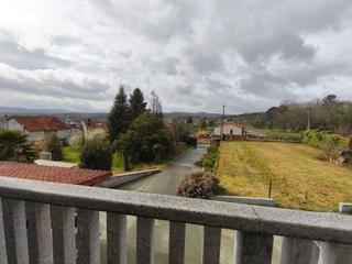 Xalet a Toén. Moreiras