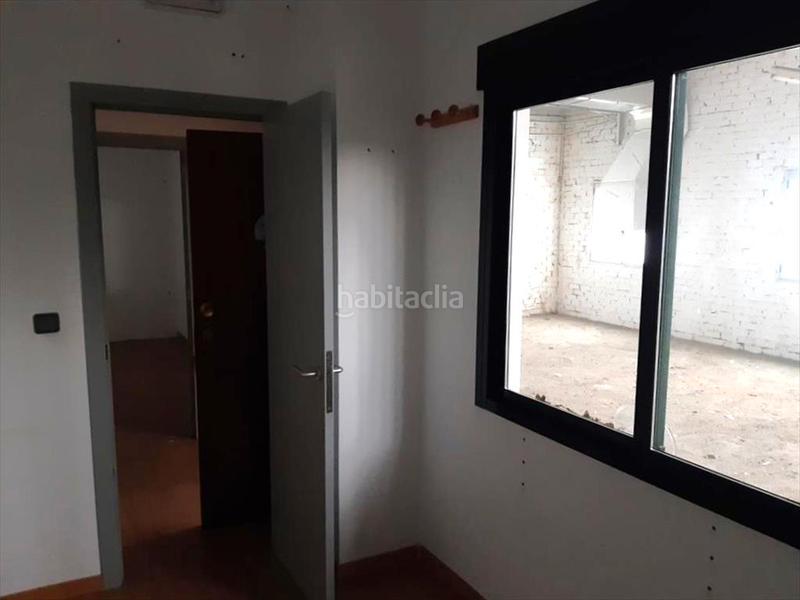 Foto 690e9130-f73d-4d47-8de9-a7b189a4dc98. Local commercial dans Ventiun Ourense