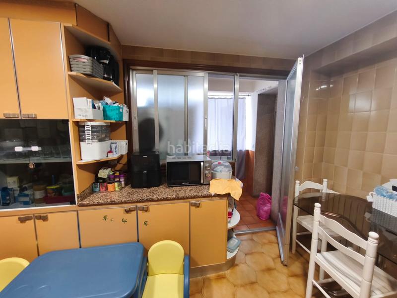 Foto 5fc08812-3d79-411a-970e-d61215a1f39d. Piso Centro ( c/progreso ) / todos los servicios en Ourense