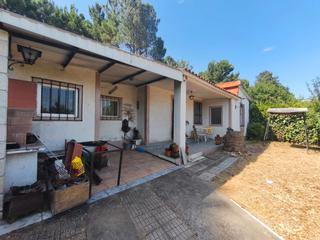 Casa a Barbadás. Casita en barbadas