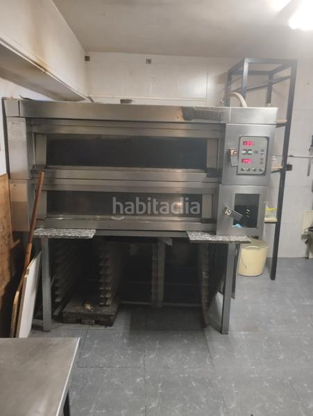 Foto 37509b9a-7708-48fc-8e9e-4d33a1d7f72d. Traspaso local comercial prox. Centro / couto - negocio pasteleria en Ourense