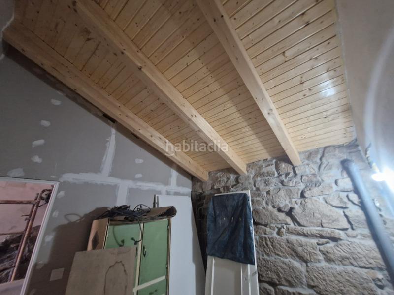 Foto 51ac3502-10b6-4860-8bdc-67cf27e5b2bb. Casa adosada casa muy prox poligono en San Cibrao das Viñas