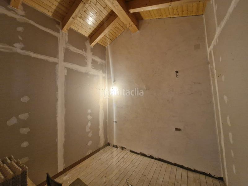 Foto eb369f8d-9e37-4157-b0af-3a6ab6cc525d. Casa adosada casa muy prox poligono en San Cibrao das Viñas